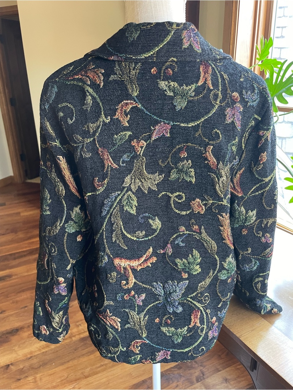 Vintage Black Floral Jacquard Tapestry Blazer Jacket size large - Picture 3 of 11